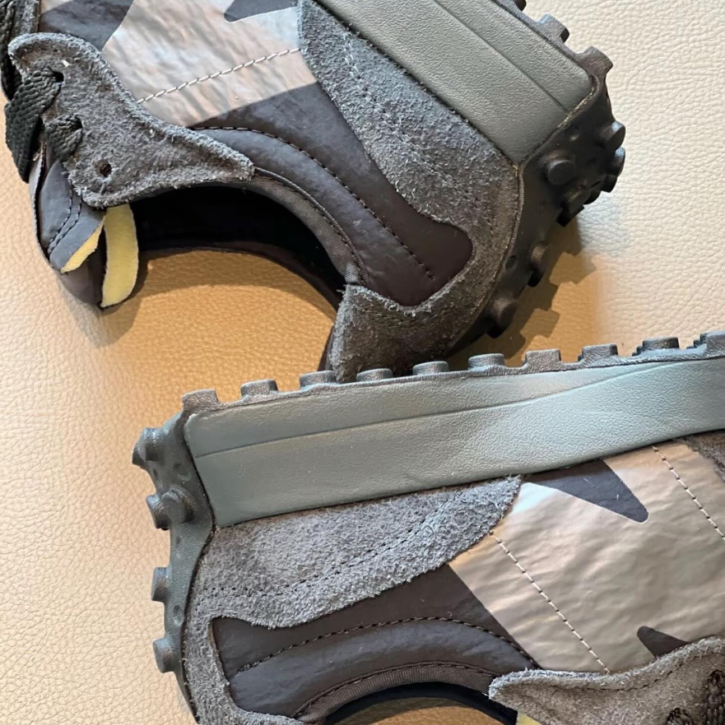 (秋季優惠) New Balance 327 全黑 (U327WCD)