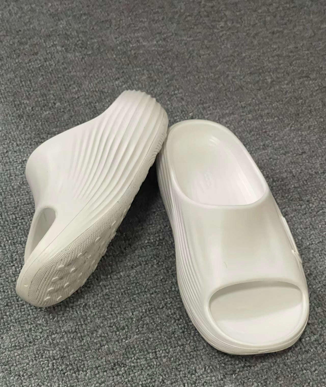 Nike ReactX Rejuven8 Slide Black (HV4479-001)
