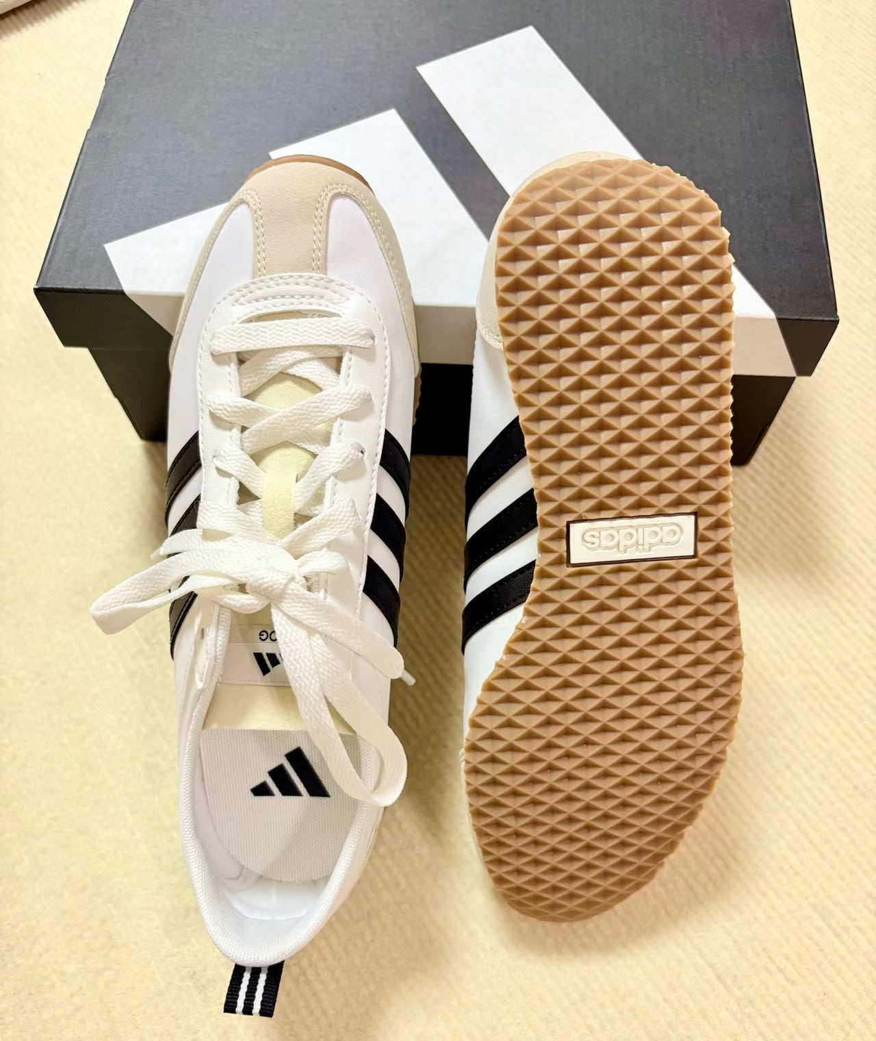 Adidas VS JOG 2.0 黑白 (JI2436)