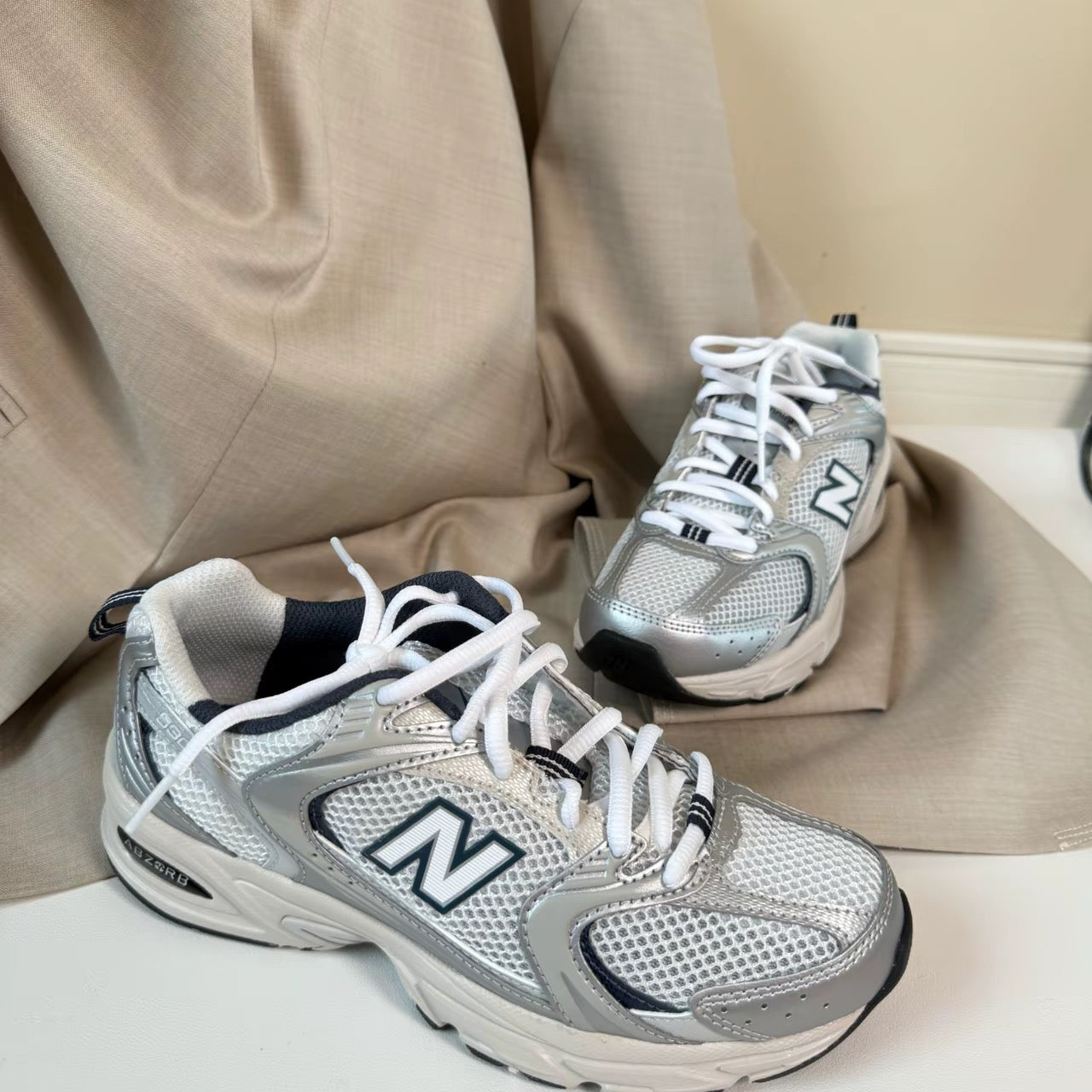 (秋季優惠) New Balance 530 灰銀 (MR530KA)