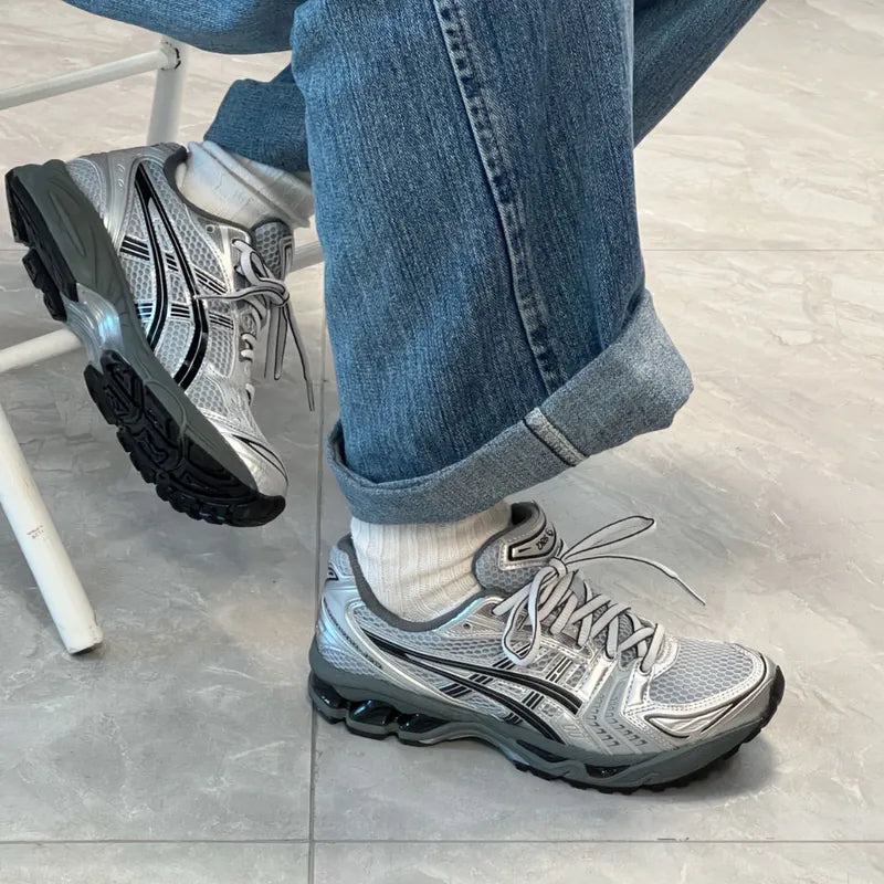 Asics Gel-Kayano 14 Urban Research 銀黑 (1203A706-020)