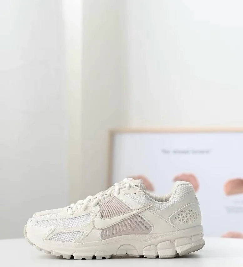 Nike Zoom Vomero 5 米色 (FQ6868-111)
