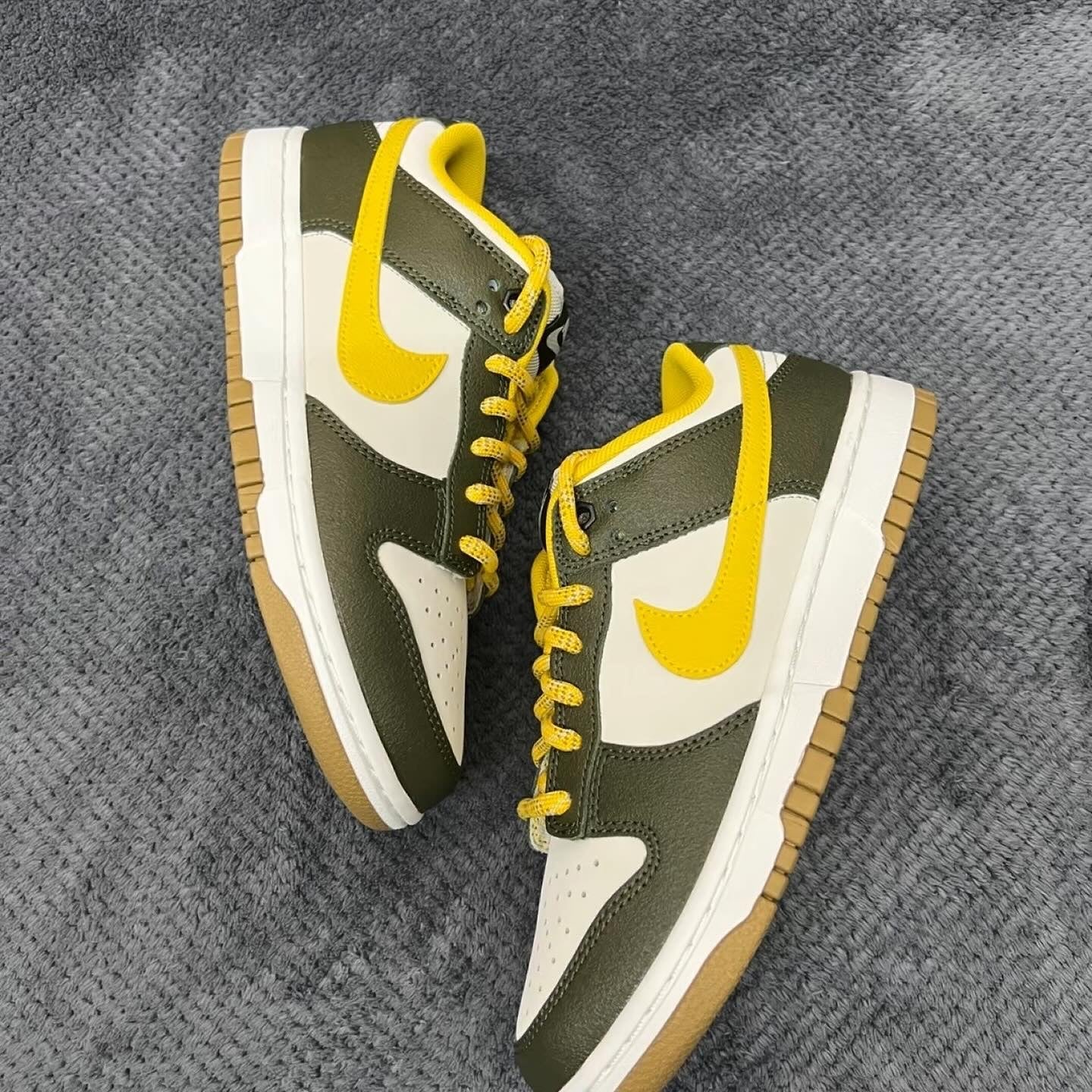 Nike Dunk Low Retro PRM (FV3629-371)