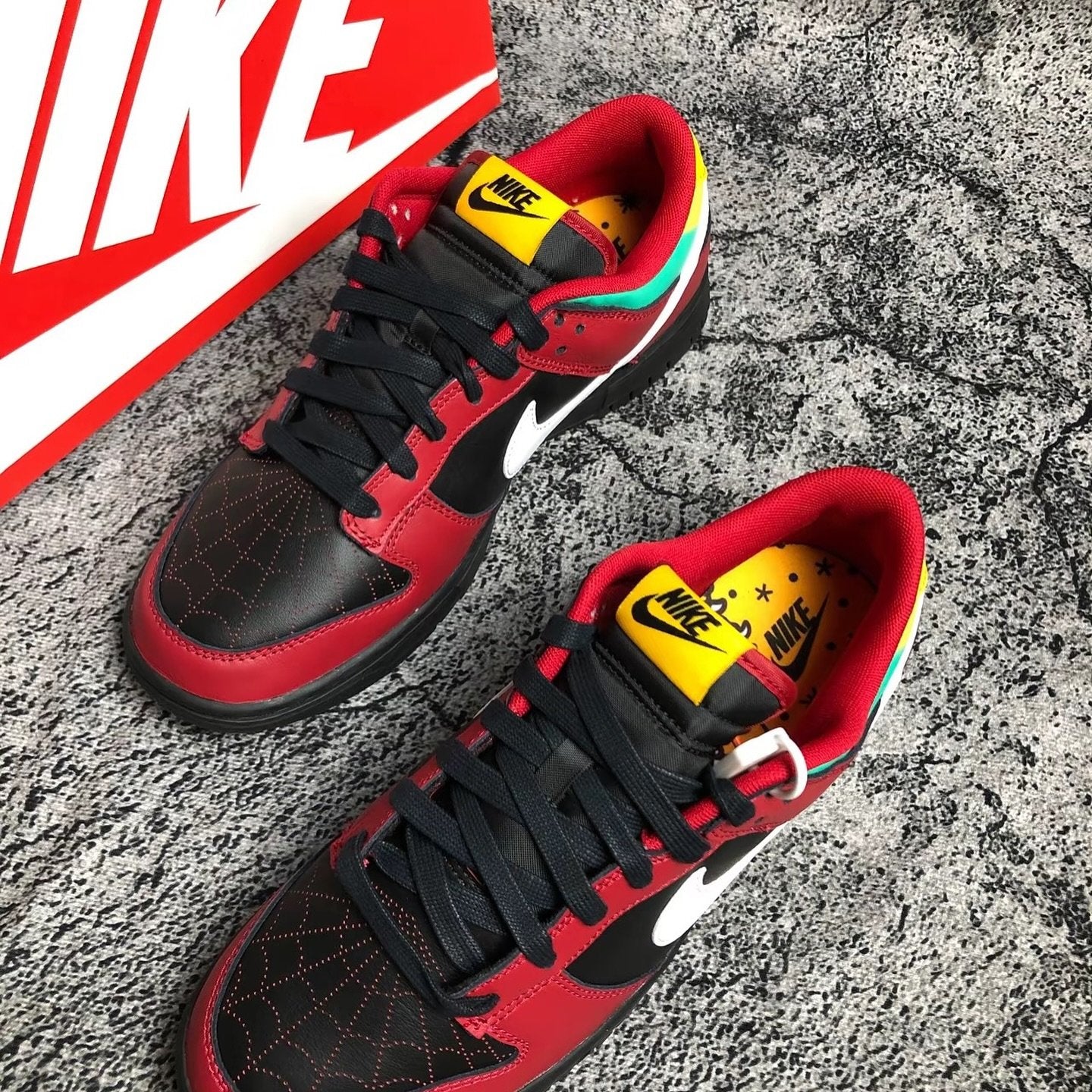 Nike Dunk Low 紅黑白 (FZ3057-001)