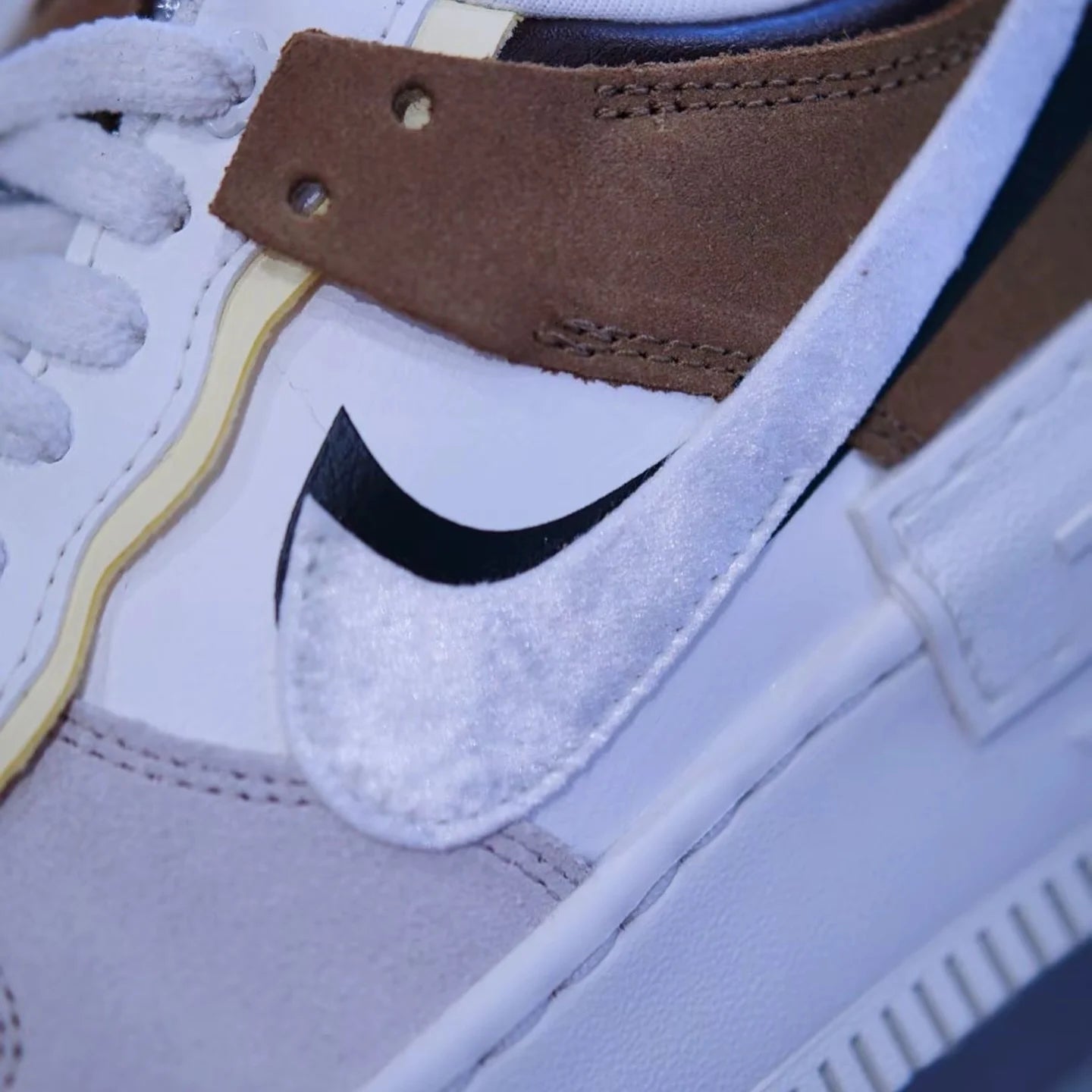 NIKE Air Force 1 Shadow 米白咖啡|蝴蝶結 (FB1857-111)