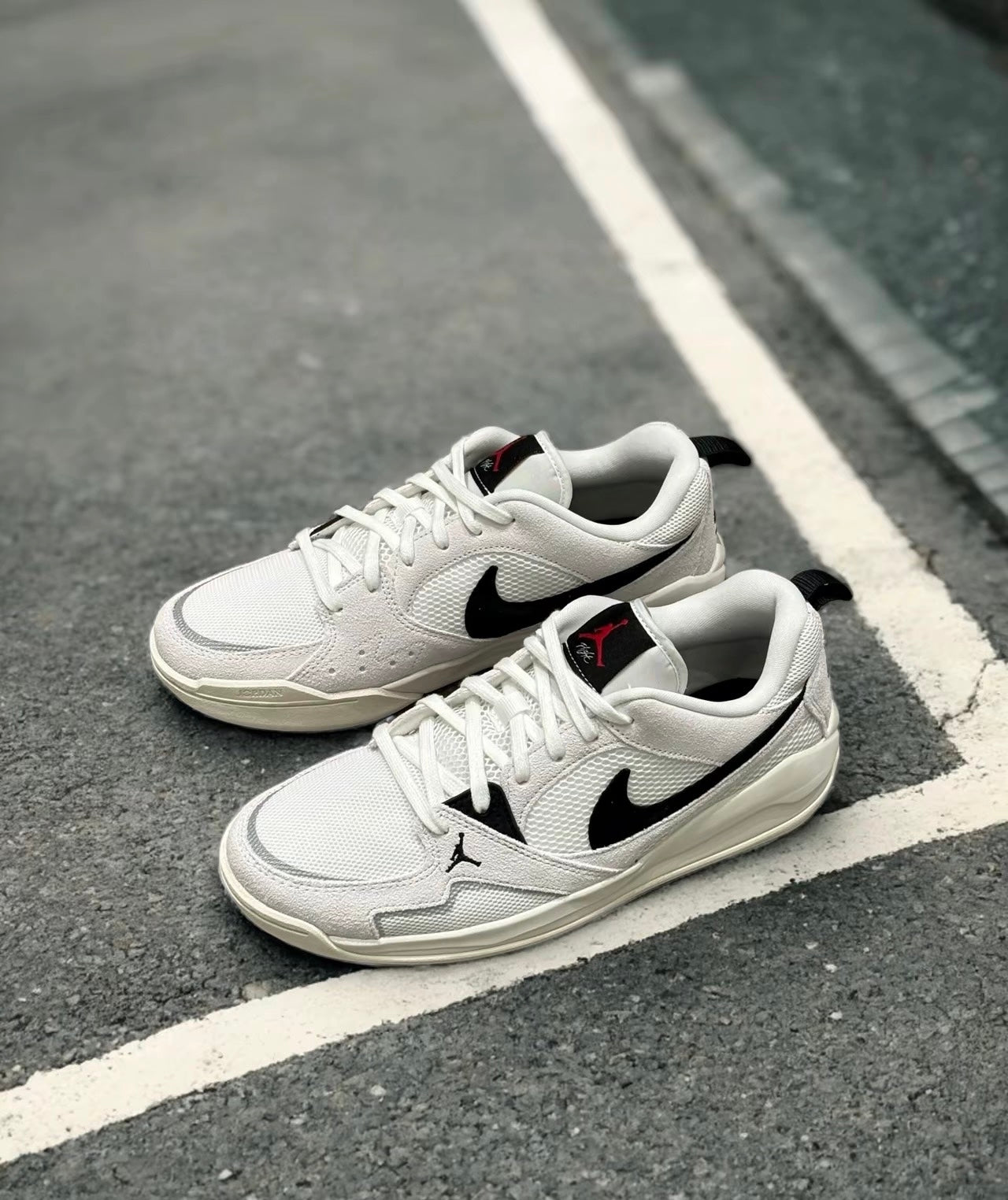 Nike Jordan CMFT Era 白色 (HJ6777-100)