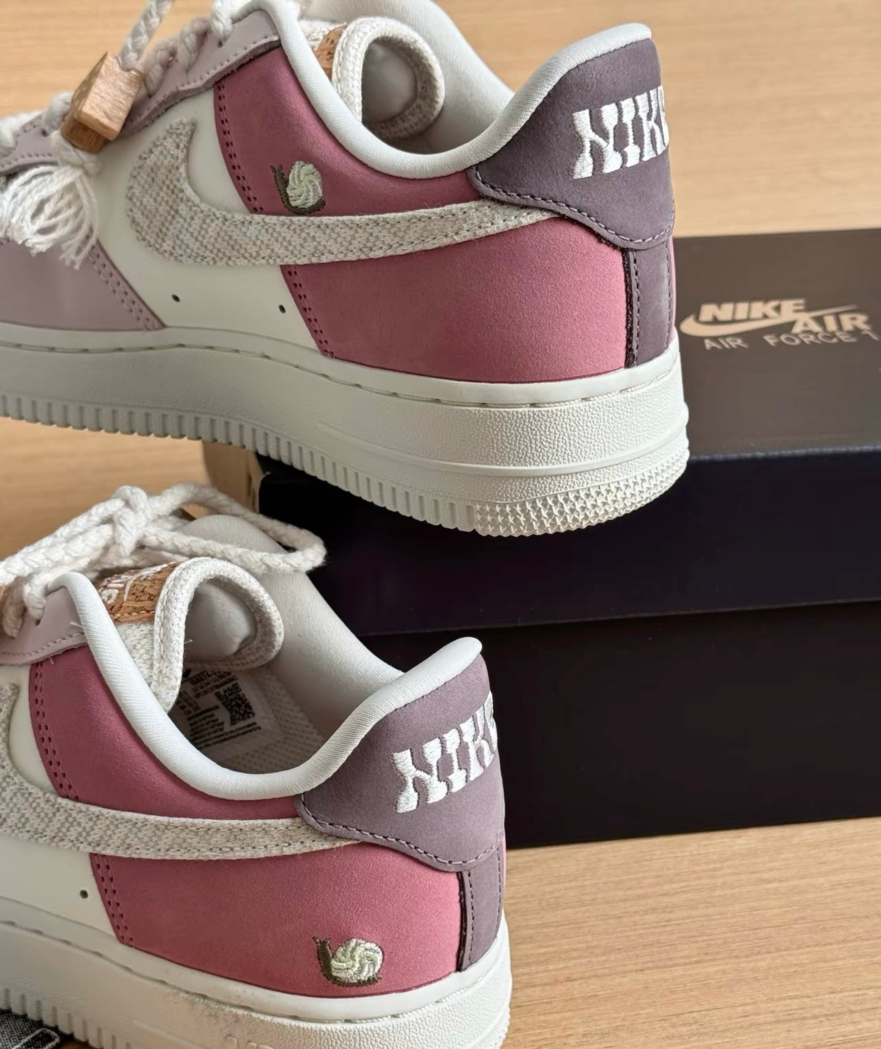 Nike Air Force WMNS 春日風主題 (IB8874-111)