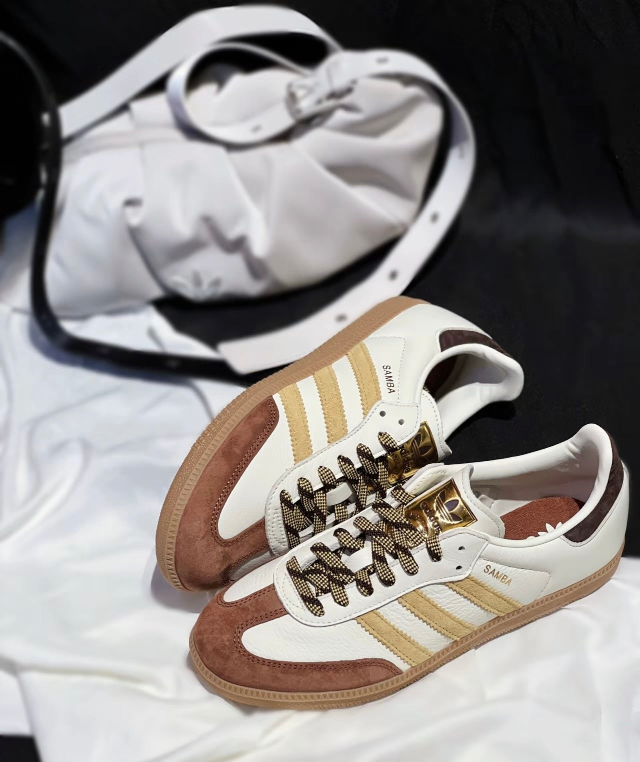 (秋季優惠) Adidas Originals Samba OG 白棕紅 (KI8887)