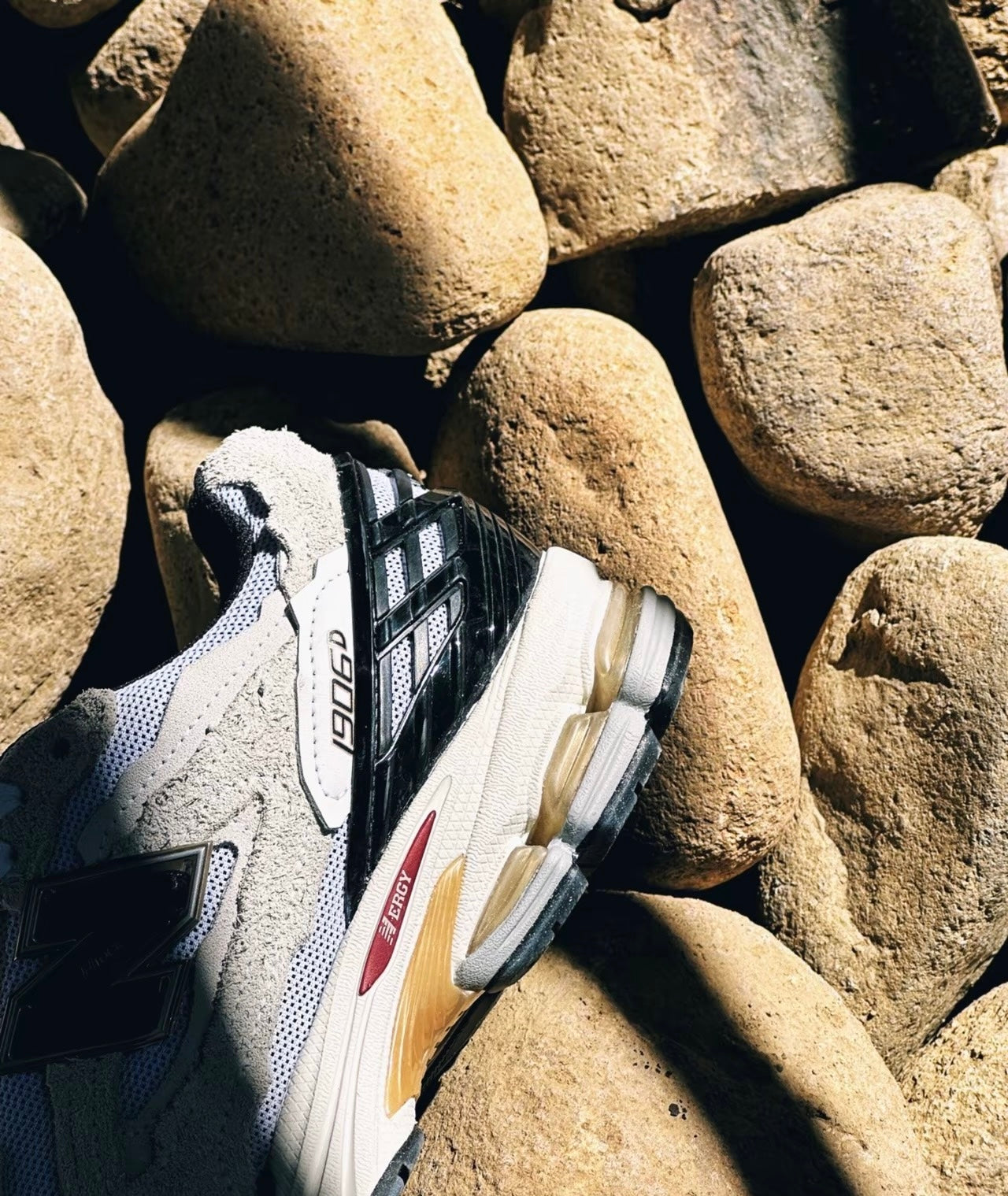 (秋季優惠) New Balance 1906R 淺灰 (M1906DC)