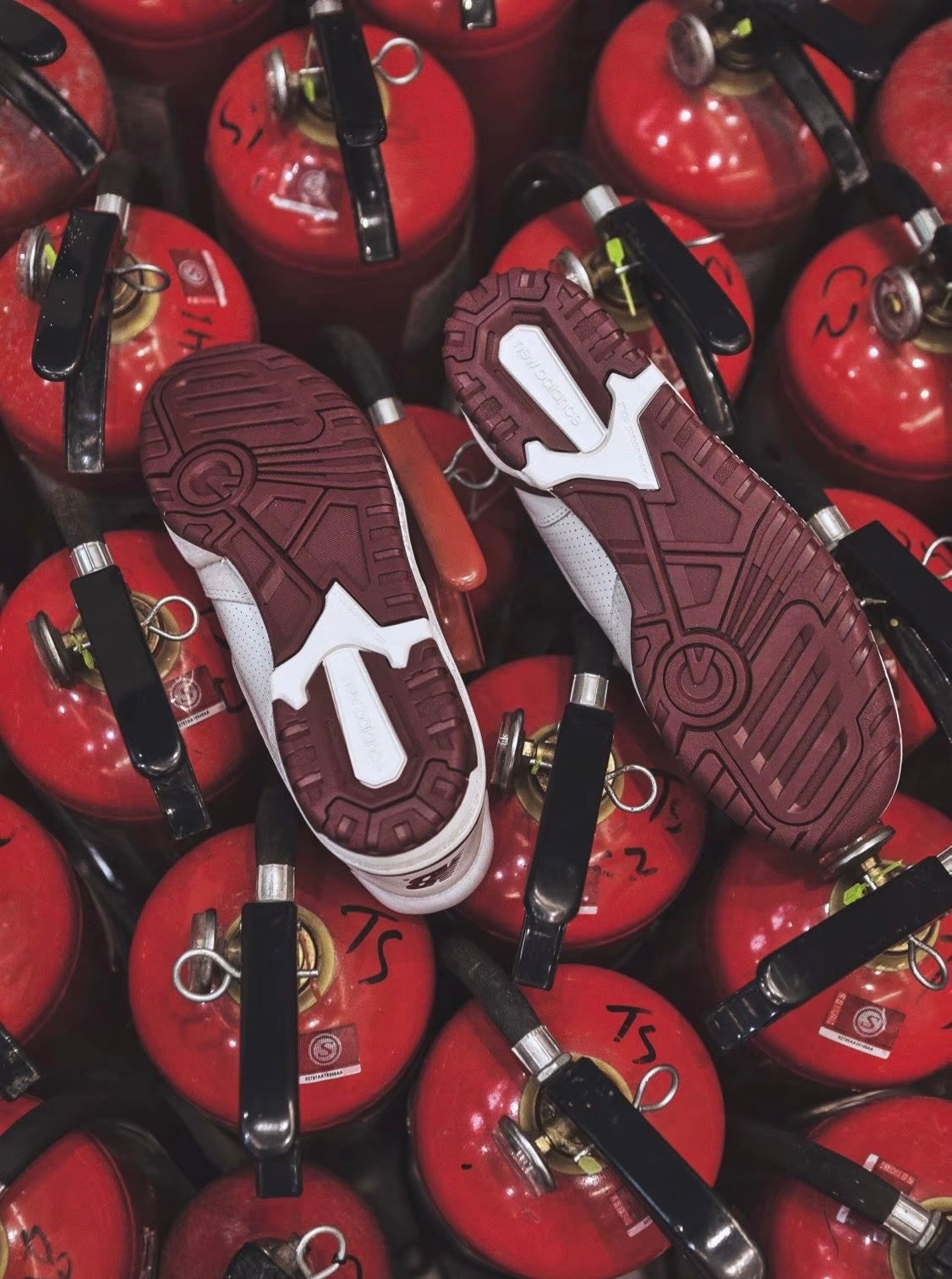 New Balance 550 Burgundy (BB550LI1)