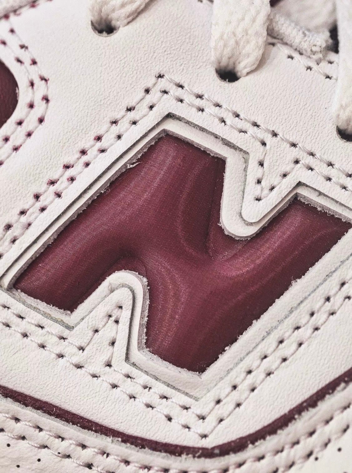 New Balance 550 Burgundy (BB550LI1)