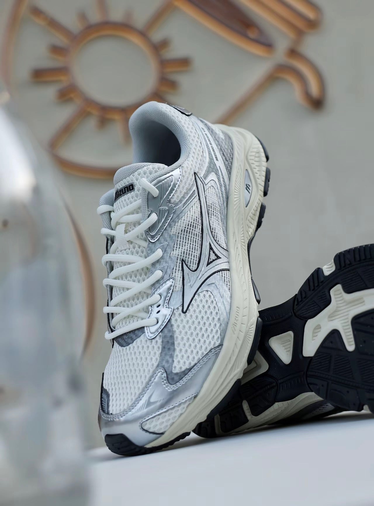 MIZUNO Racer V2 Sliver Cream (D1GH250606)