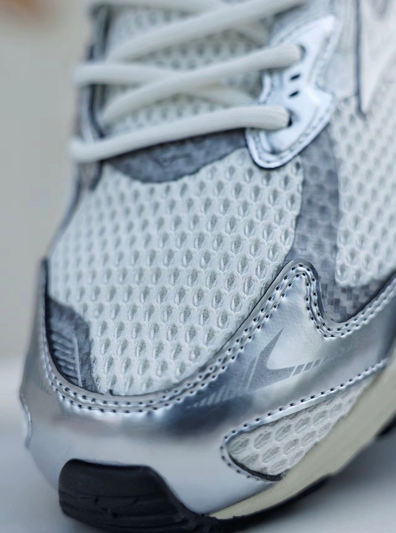 MIZUNO Racer V2 Sliver Cream (D1GH250606)