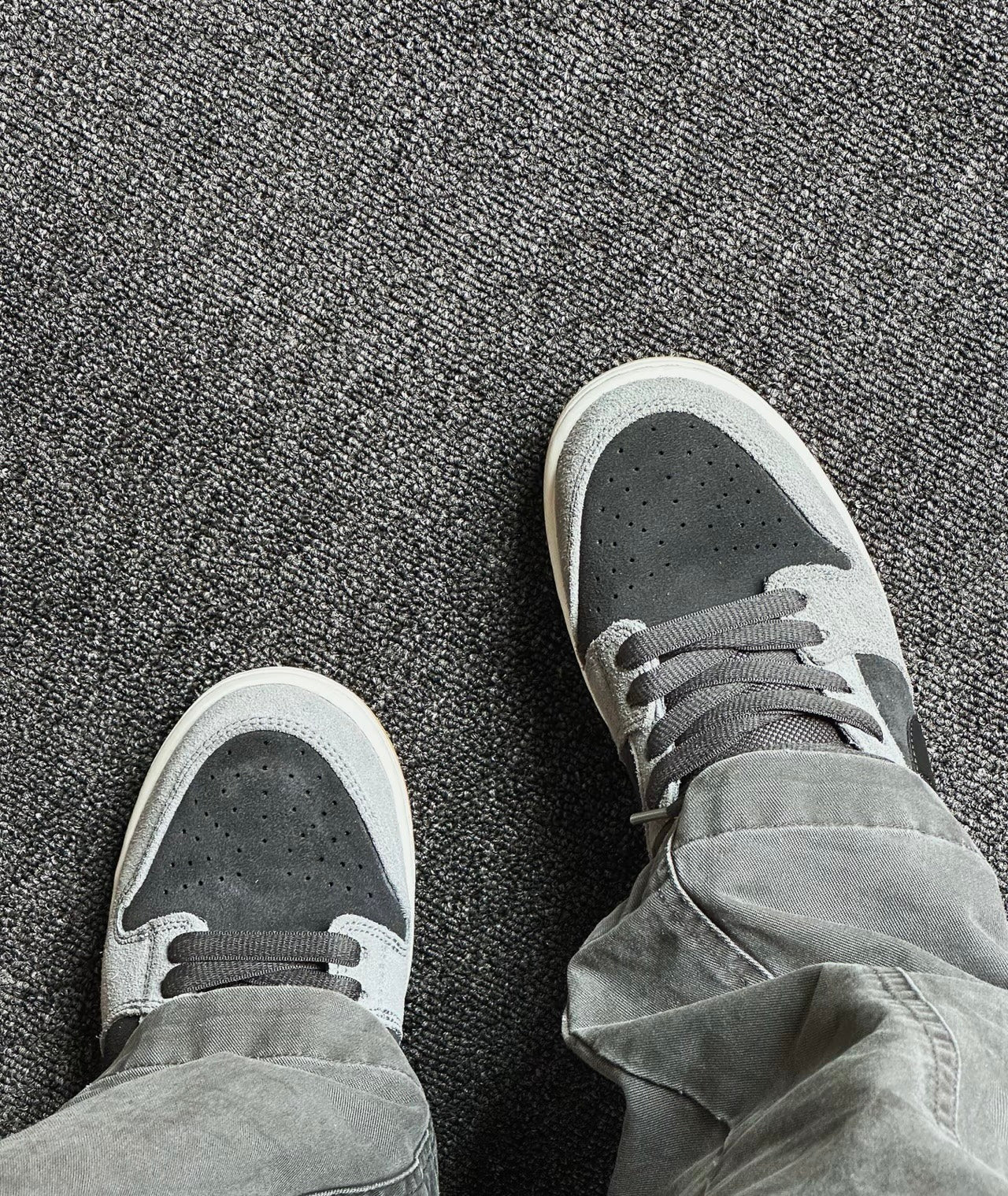 Nike Dunk Low Dark Smoke Grey (HF3063-001)