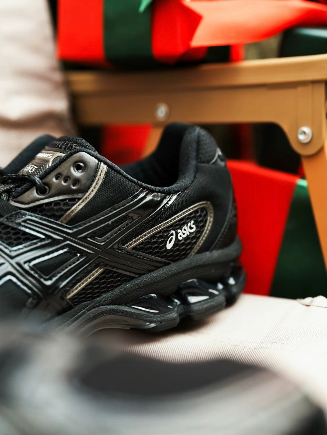 Asics Gel-Nimbus 10.1 黑灰 (1203A780-001)