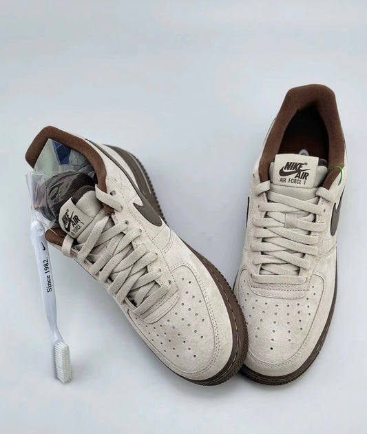 Nike Air Force Light Orewood (HQ3485-104)