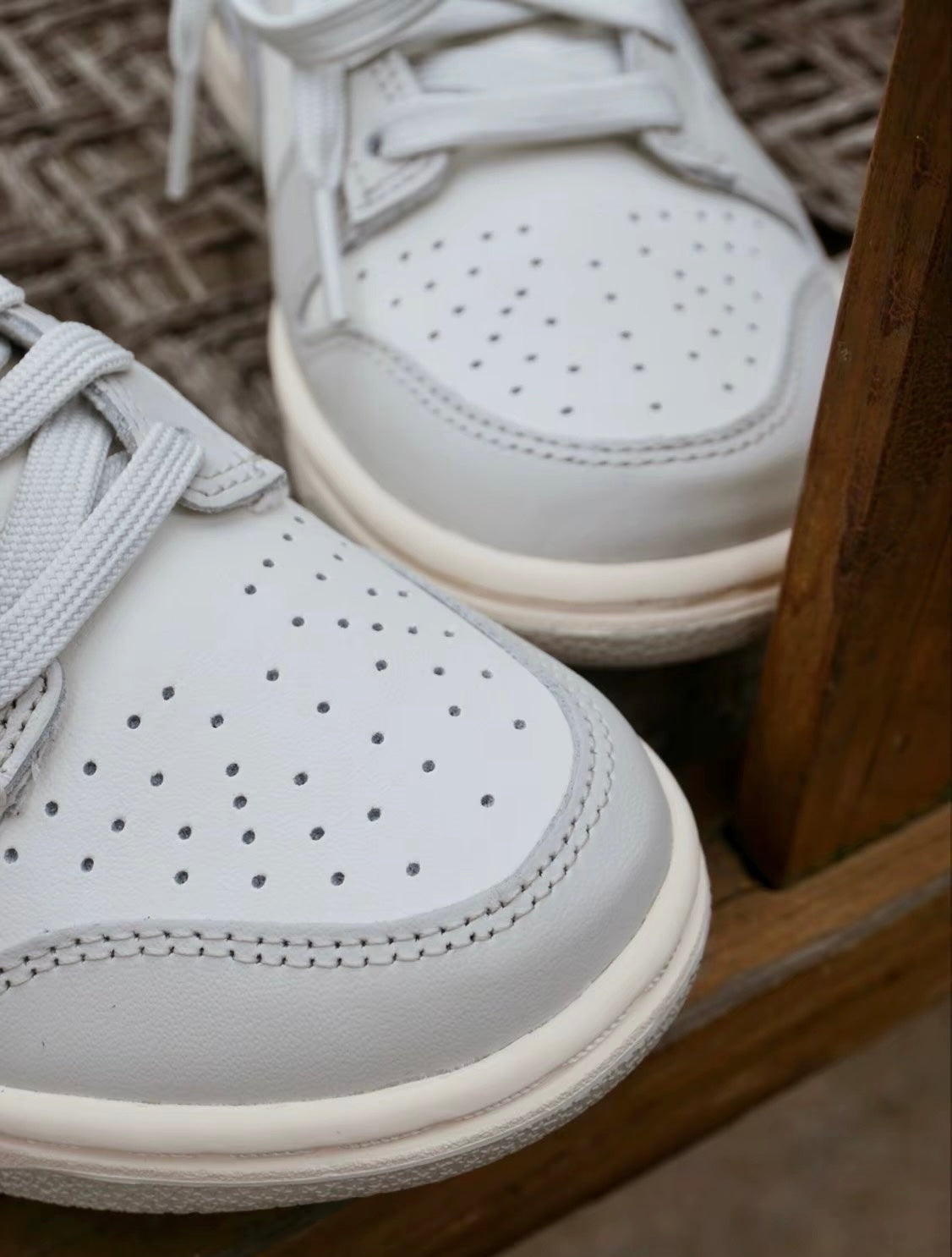 Nike Dunk Low Light Bone (DD1503-107)