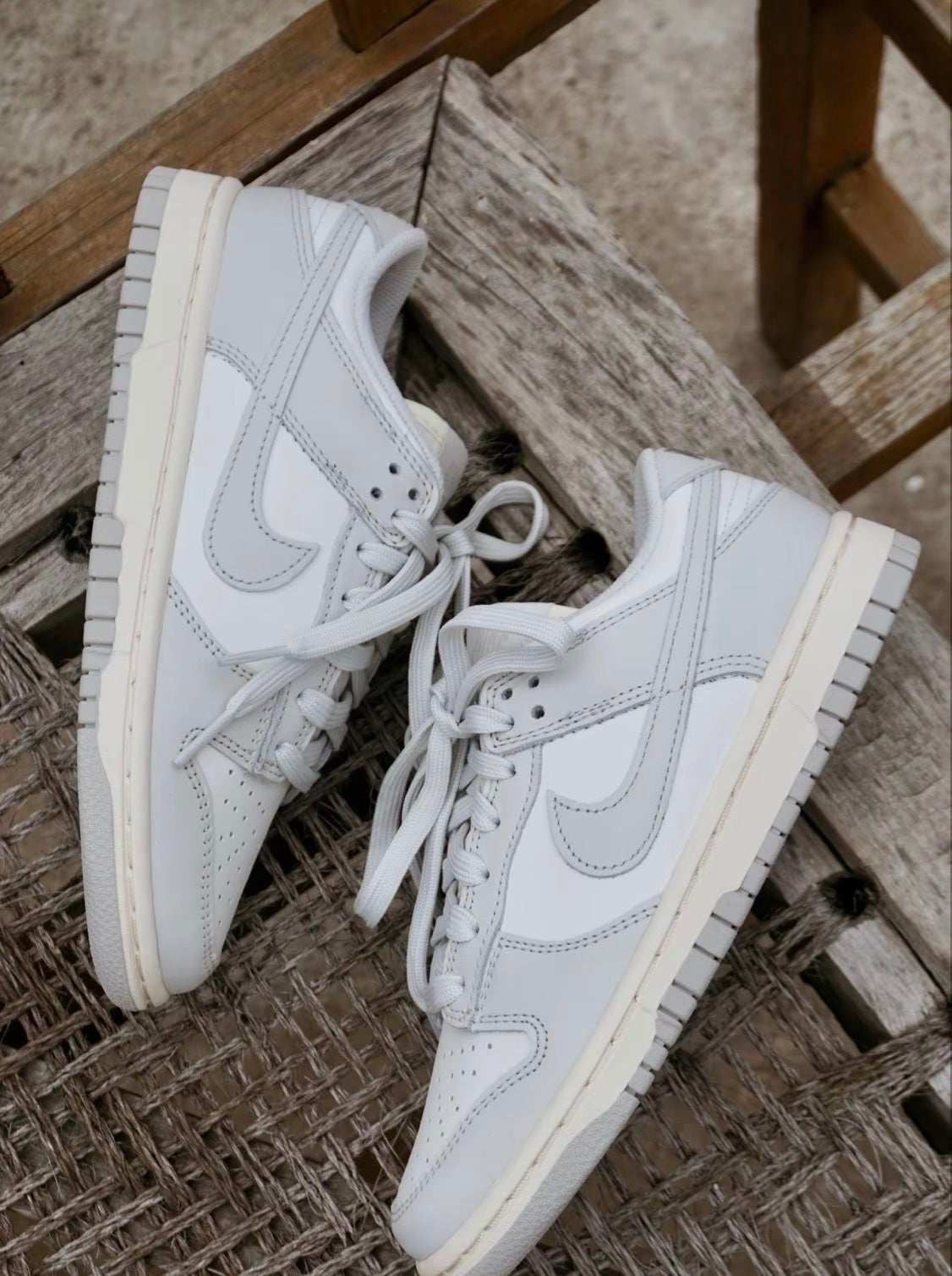 Nike Dunk Low Light Bone (DD1503-107)