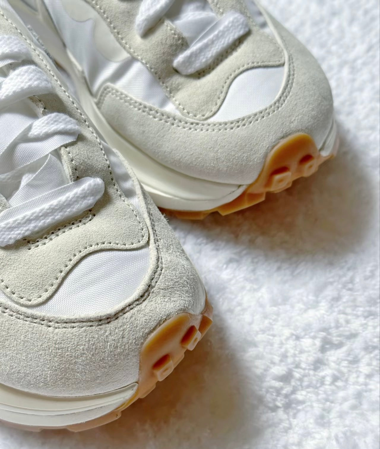 Nike Sacai VaporWaffle White And Gum 米白 (DD1875-100)