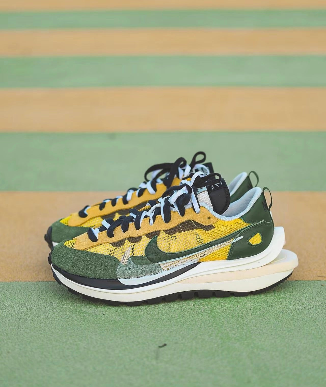 Nike Sacai VaporWaffle Tour Yellow 黃綠 (CV1363-700)