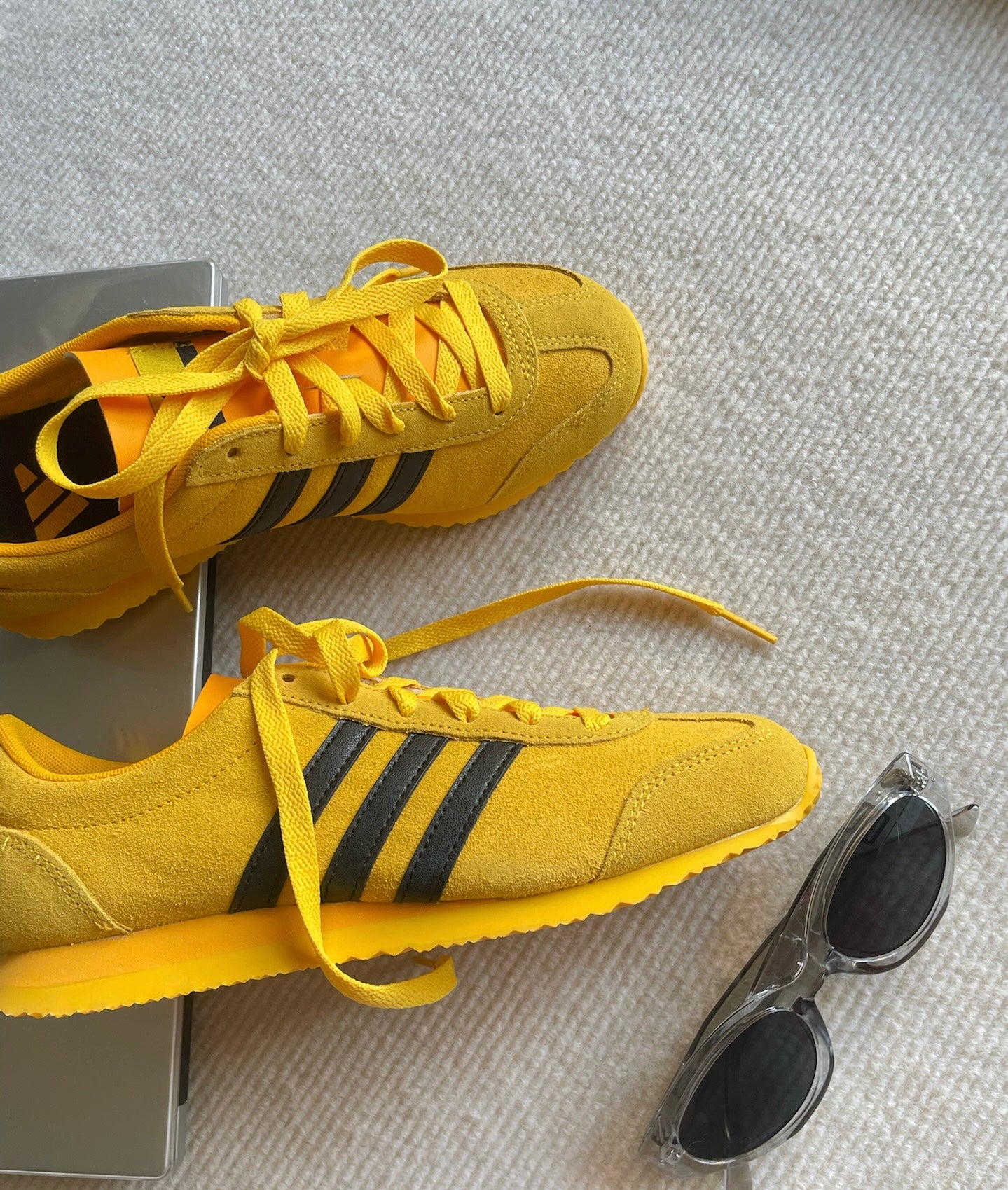 Adidas VS JOG 2.0 黃色 (JS1122)