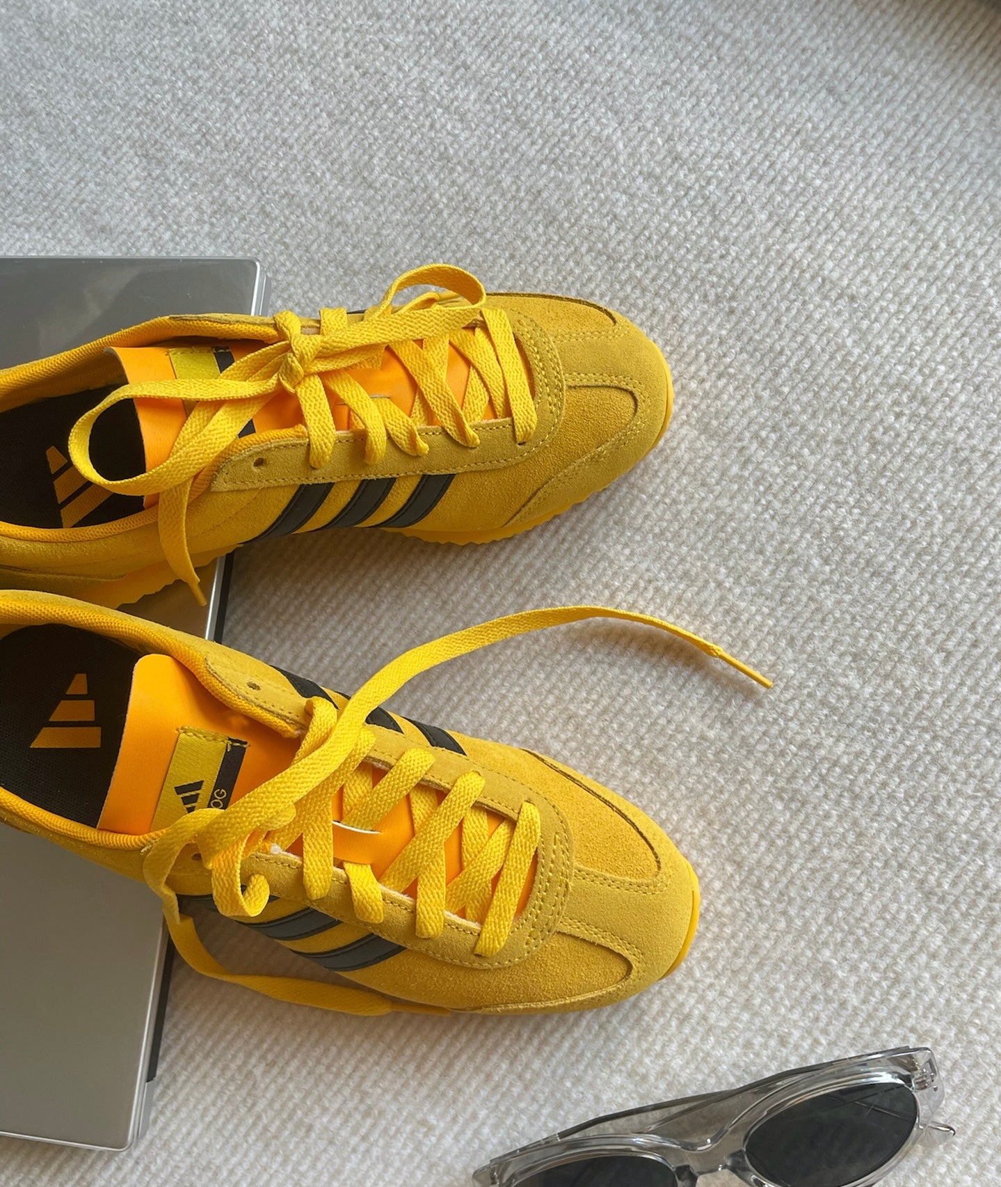 Adidas VS JOG 2.0 黃色 (JS1122)
