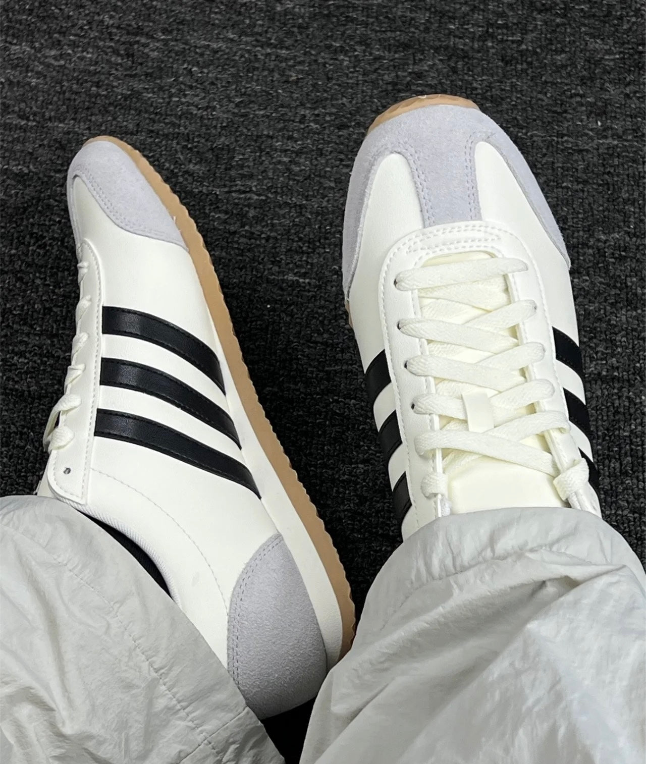 Adidas VS JOG 2.0 白灰 (JS1031)