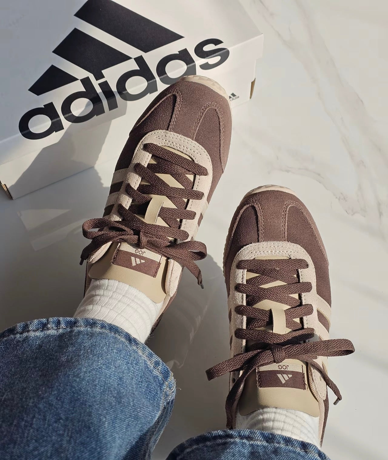 Adidas VS JOG 2.0 棕色 (JS1123)