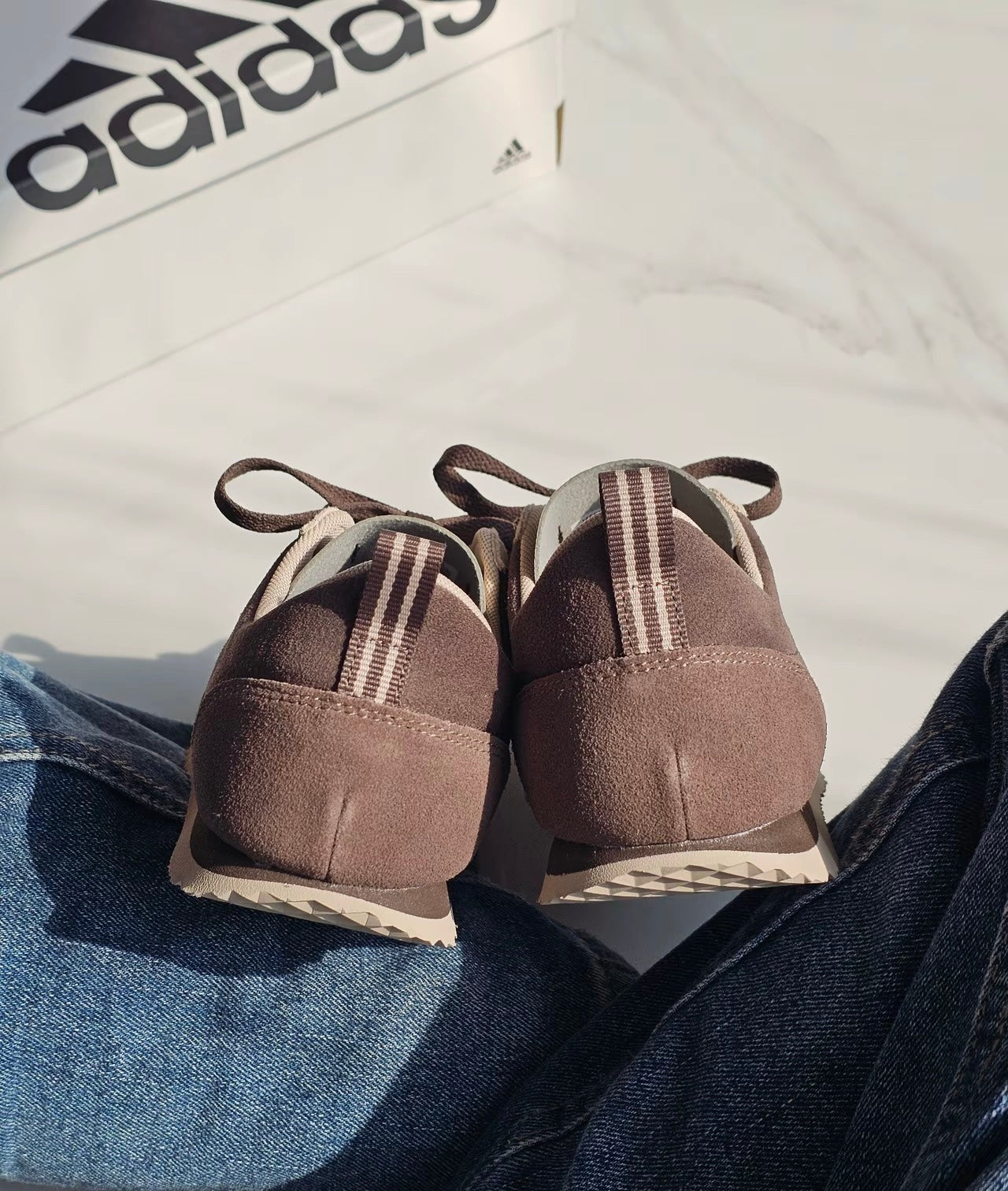 Adidas VS JOG 2.0 棕色 (JS1123)