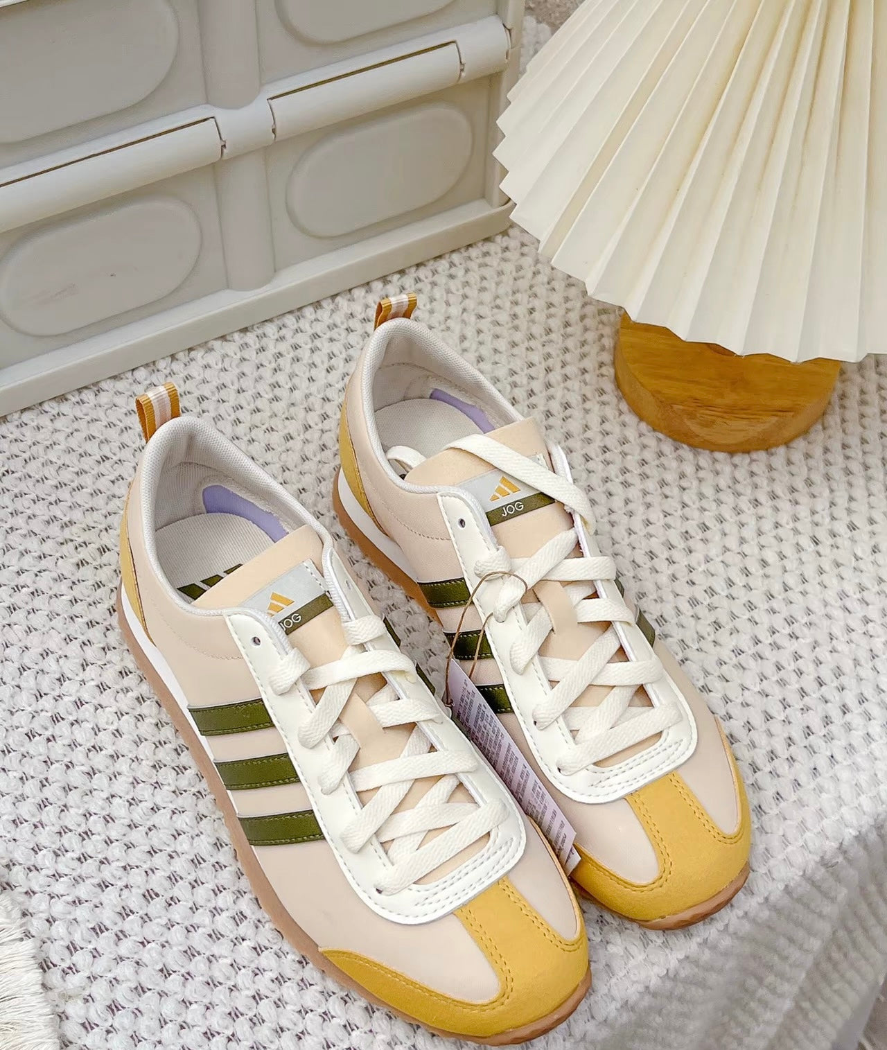 Adidas VS JOG 2.0 棕白 (JI2437)
