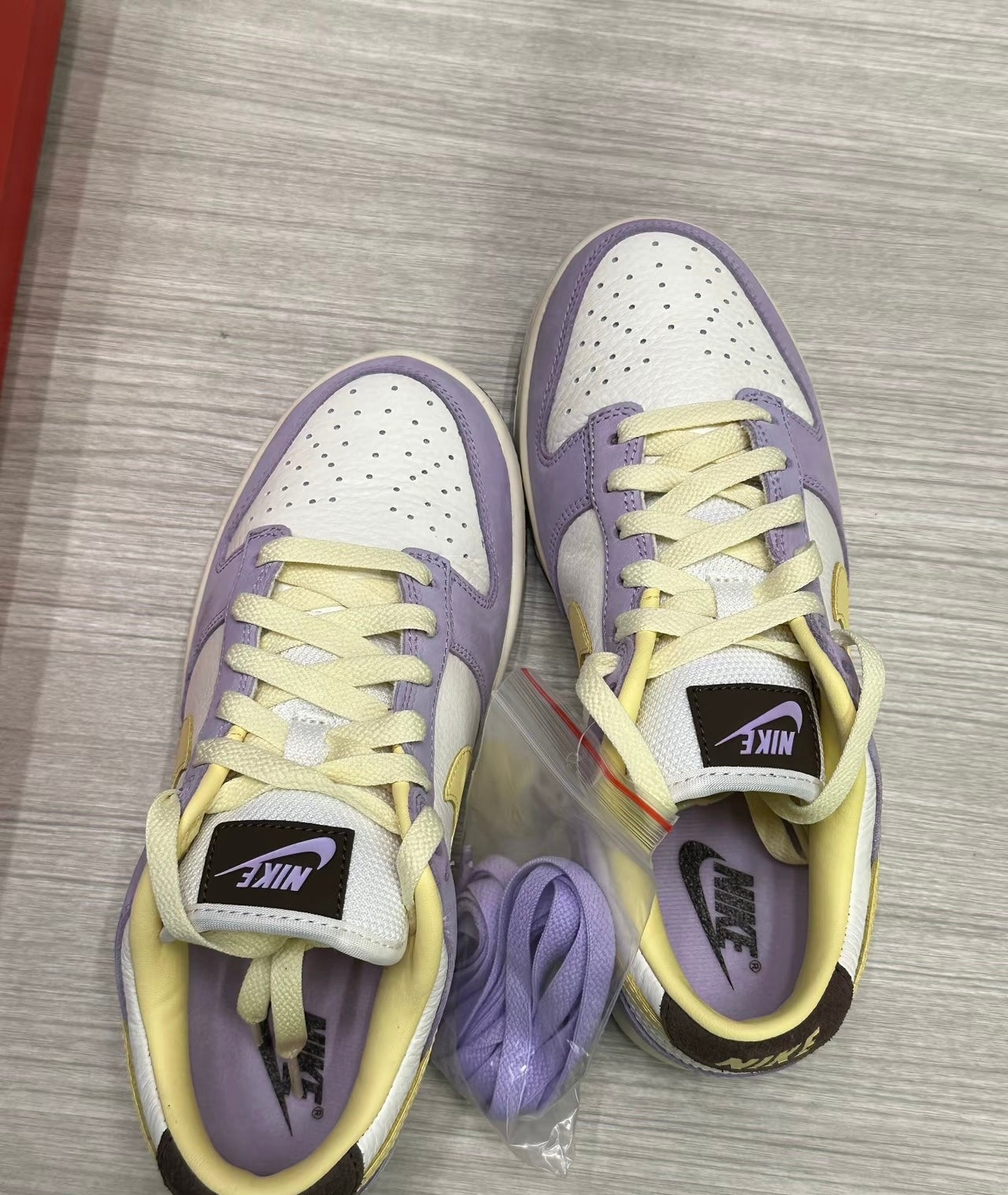 NIKE DUNK LOW WMNS ”DAISY“ (FB7910-500)
