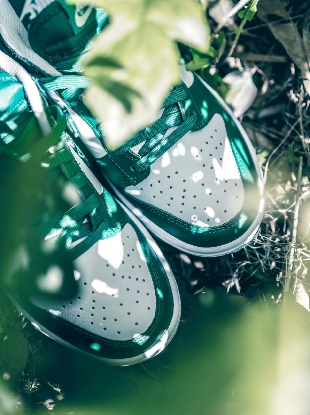 Nike Dunk Low - Green Paisley (DH4401-102)
