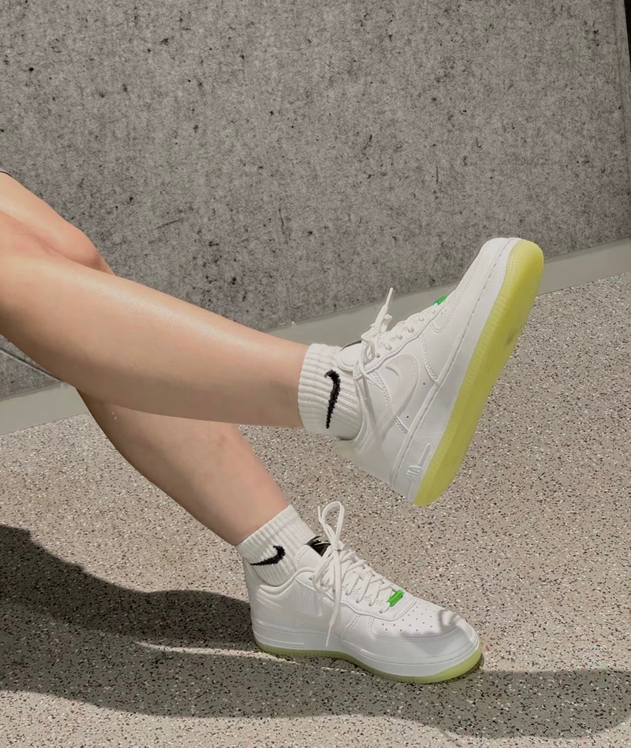 Nike Air Force 1 Low 夜光 (CT3228-100)