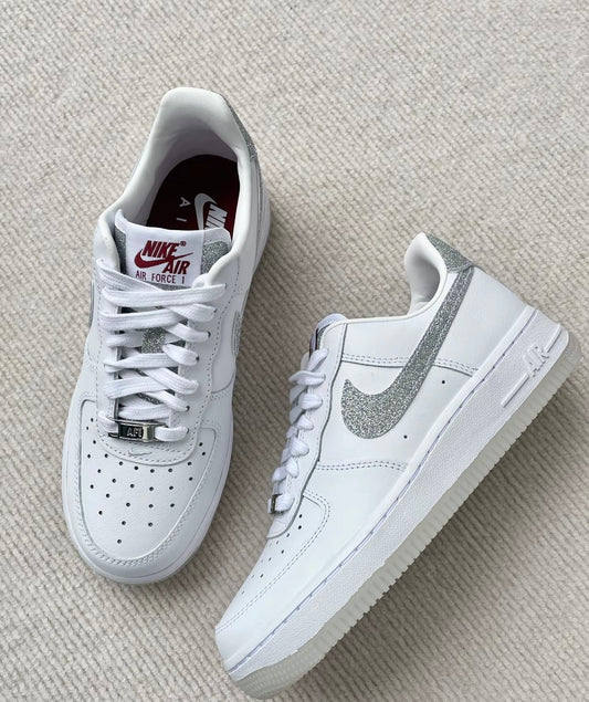 NIKE AIR FORCE 1 ”GREY BLING“ (HQ3461-191)