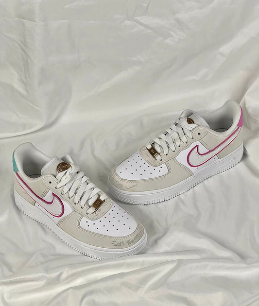 NIKE AIR FORCE 粉綠鴛鴦 (HM3694-011)