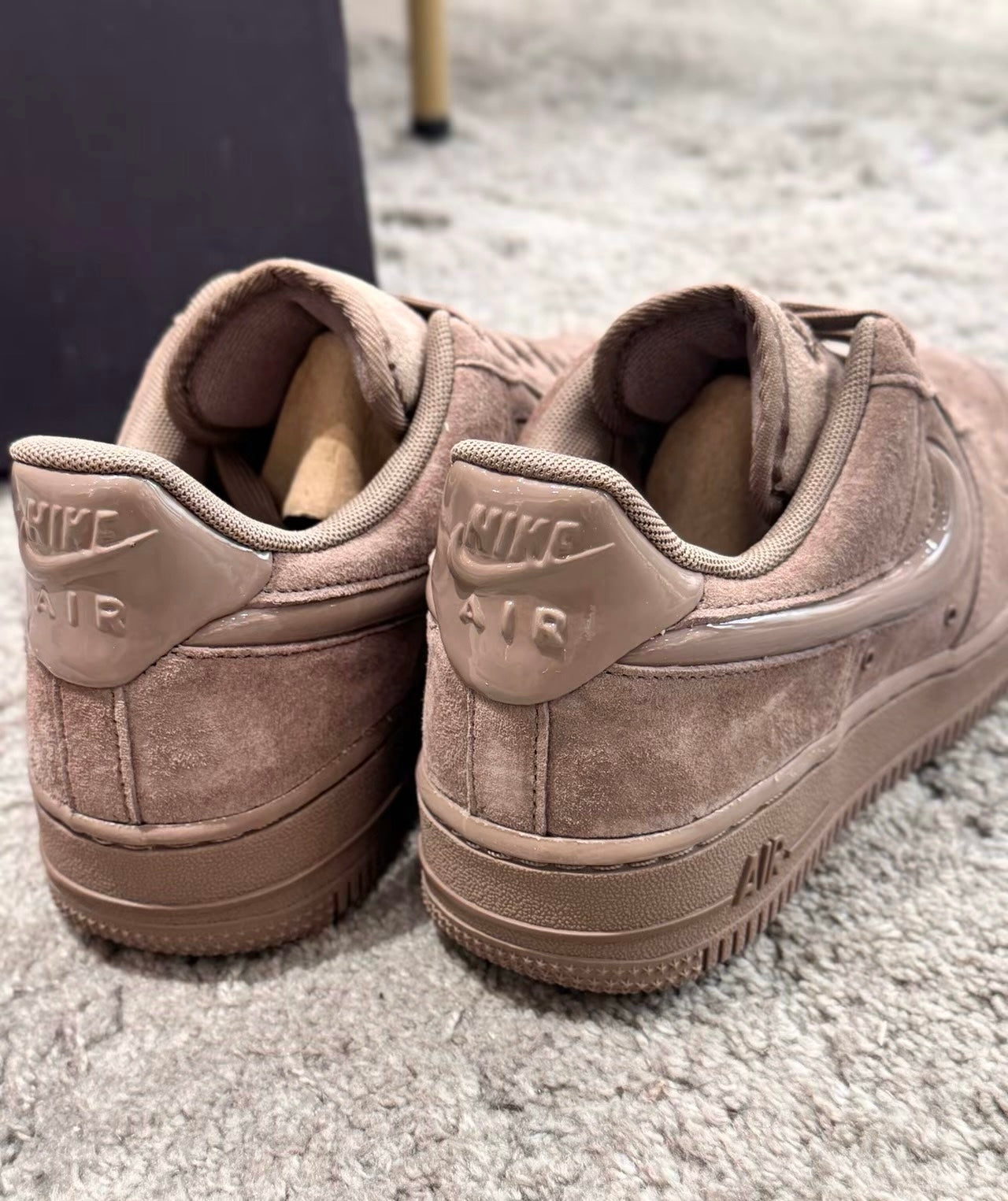 Nike Air Force 棕色 (HV4406-200)