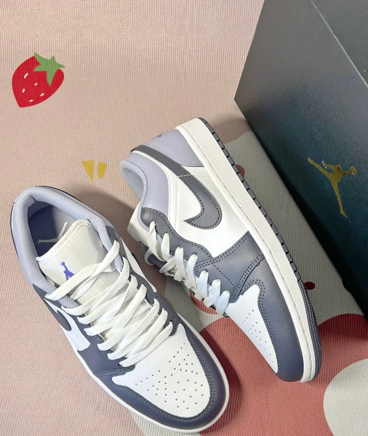Air Jordan Low 紫白 (553558-145)