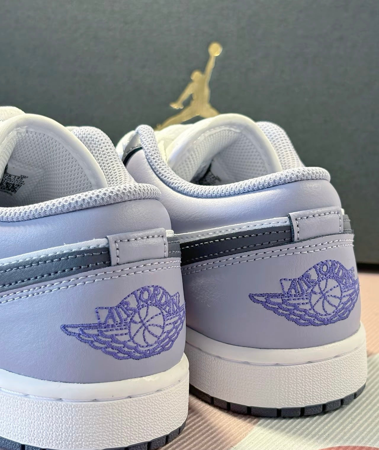 Air Jordan Low 紫白 (553558-145)