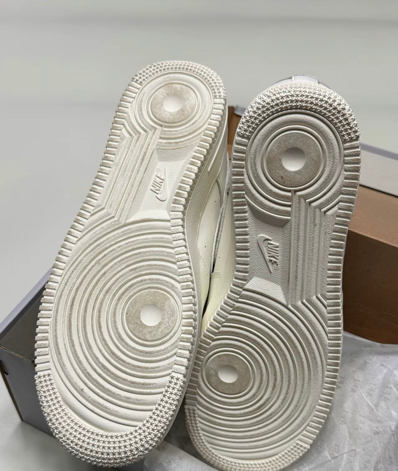 Nike Air Force ESS TRK3