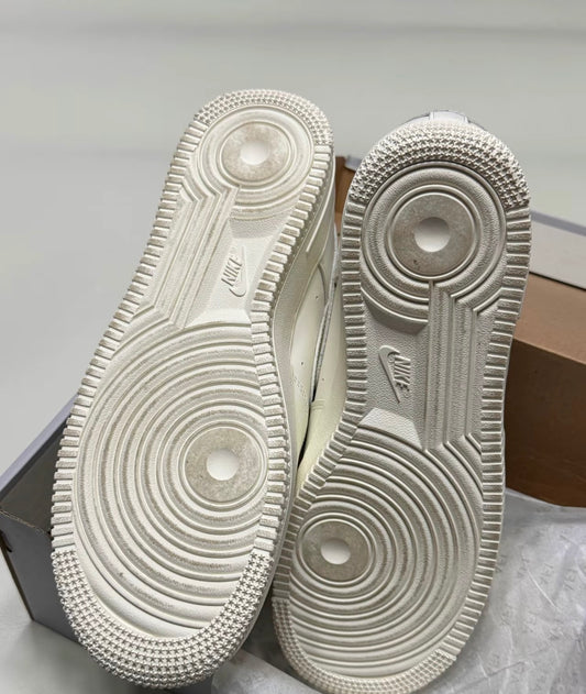 Nike Air Force ESS TRK3