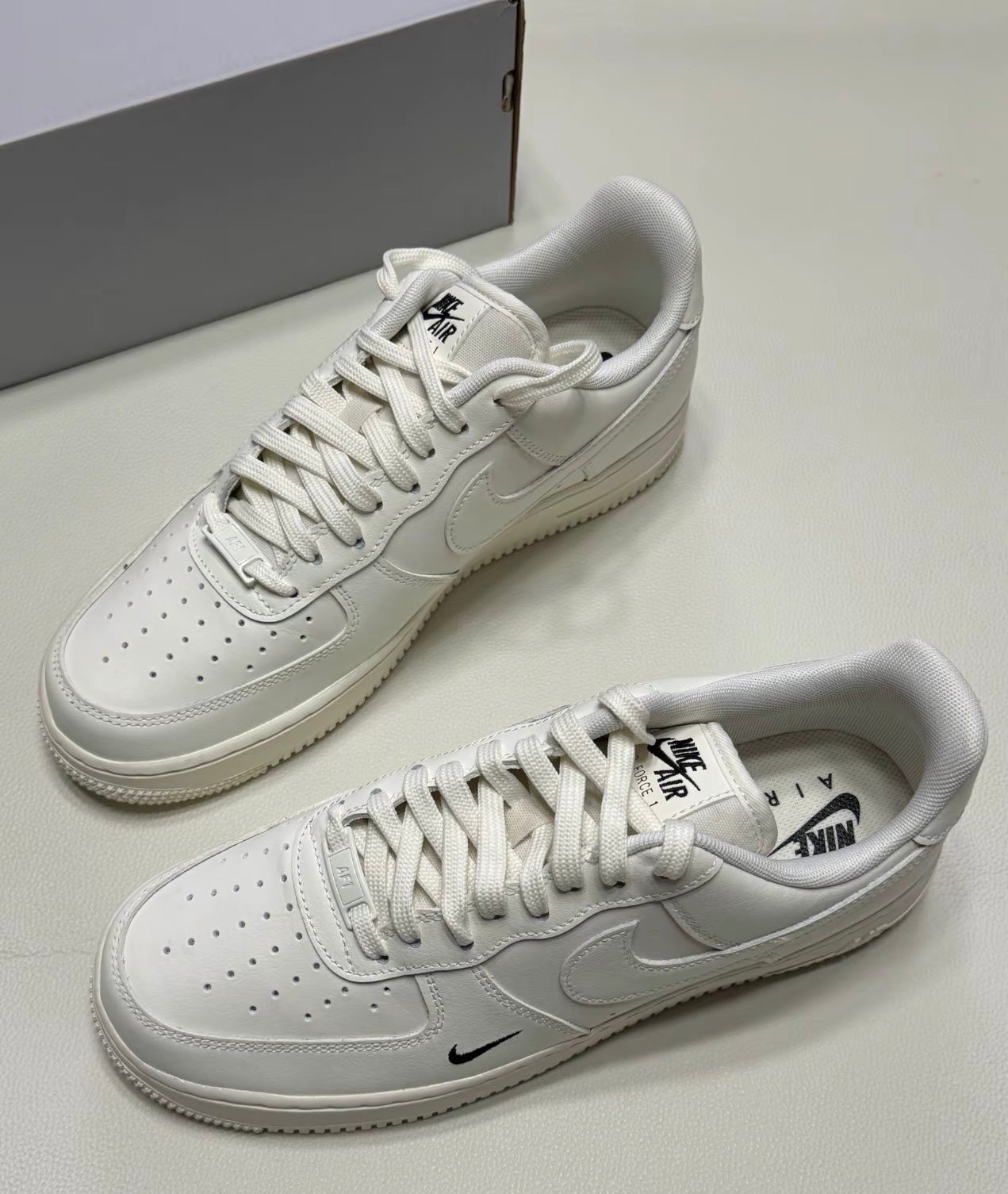 Nike Air Force ESS TRK3