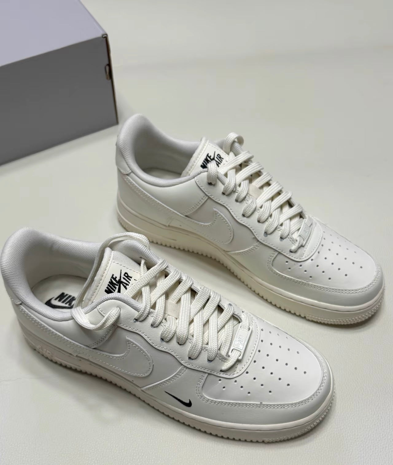 Nike Air Force ESS TRK3