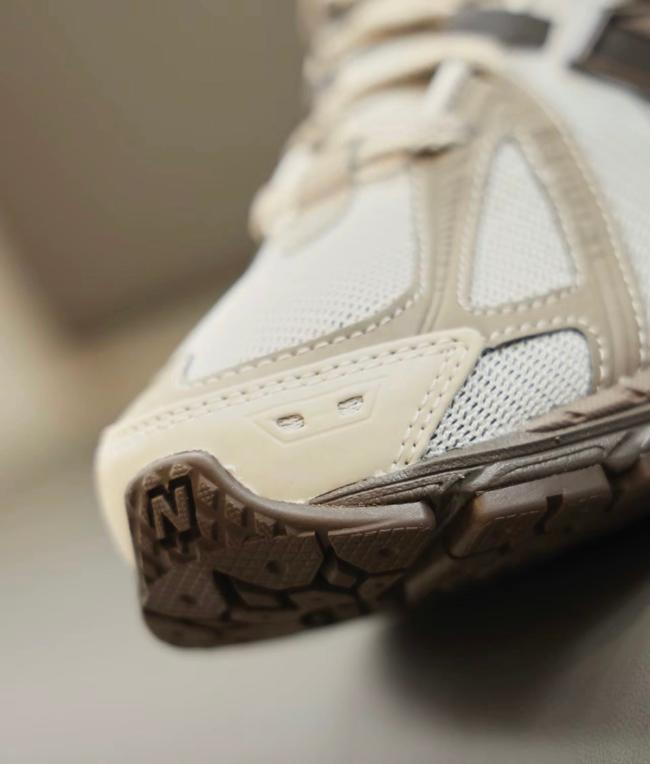 (秋季優惠) New Balance 1906R 深咖色 (M1906RHD)