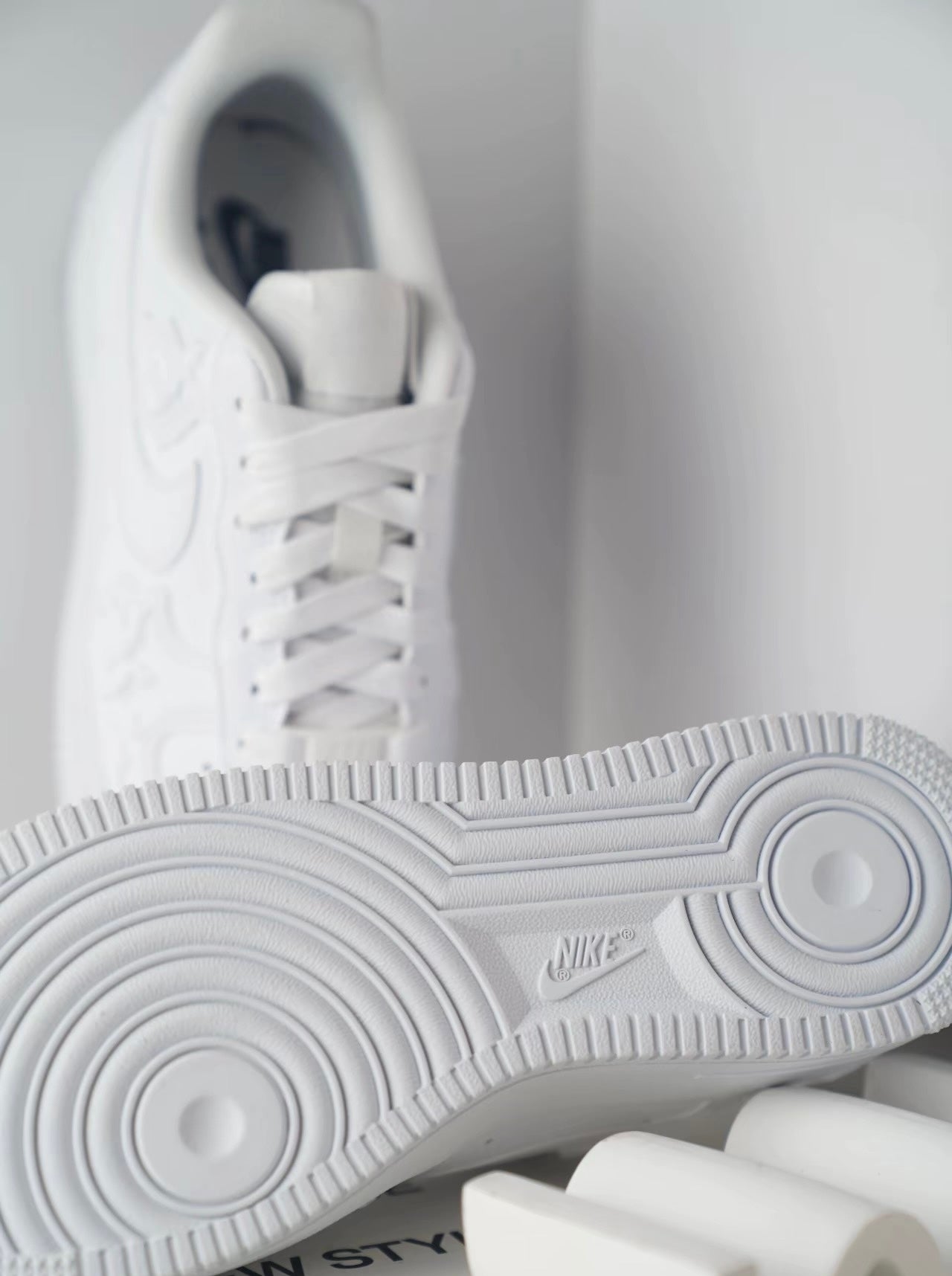 Nike Air Force White Flower (HF2016-100)