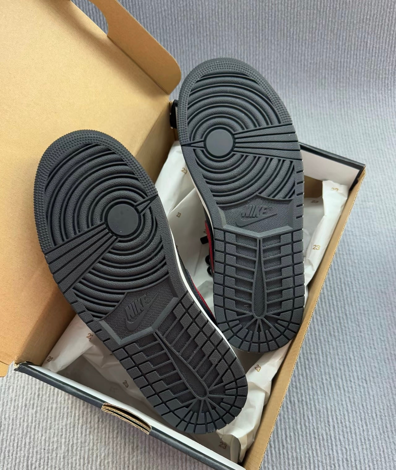 Nike Air Jordan Bred 黑紅 (553558-067)