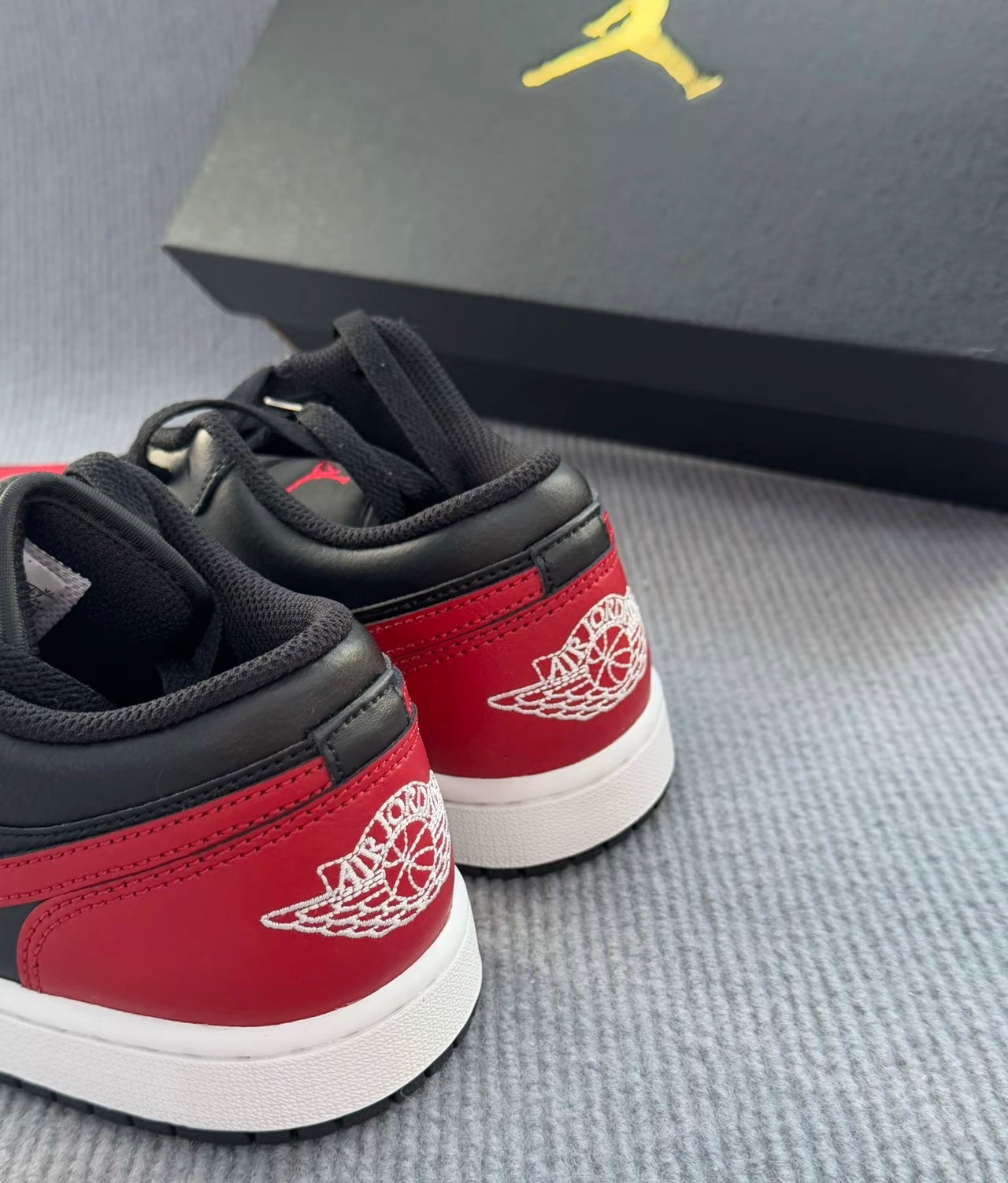 Nike Air Jordan Bred 黑紅 (553558-067)