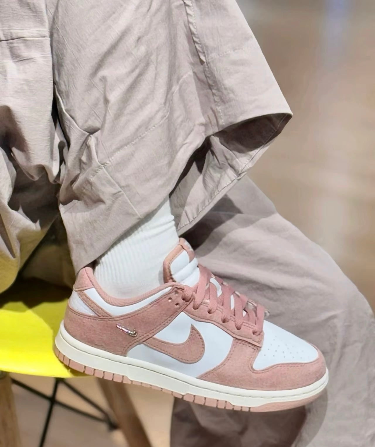 Nike Dunk Low 玫瑰粉 (IB4417-102)