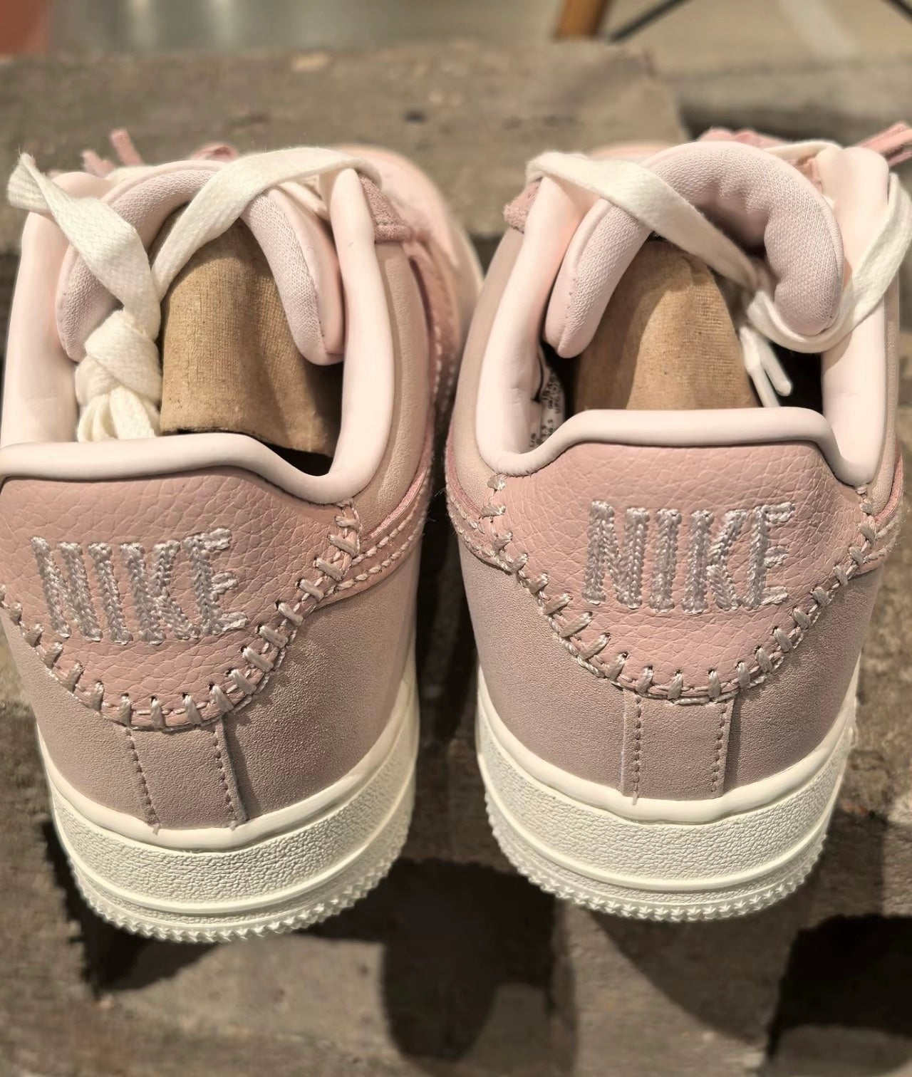 Nike Air Force 乾燥粉 (IB4654-661)