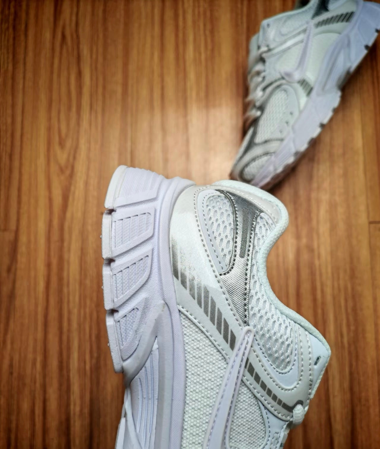 Nike V5 RNR 黑色 (W) (HQ7901-101)