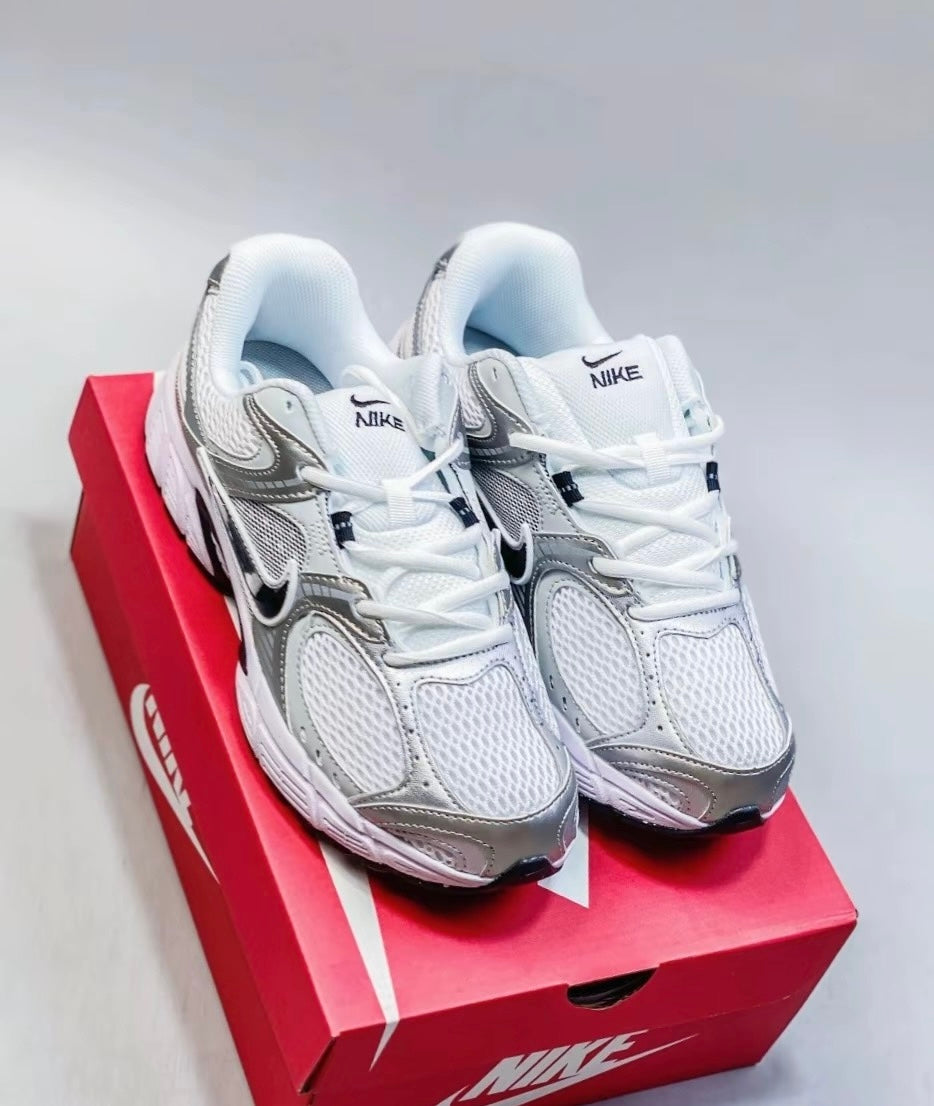 Nike V5 RNR 白銀 (HJ5228-104)